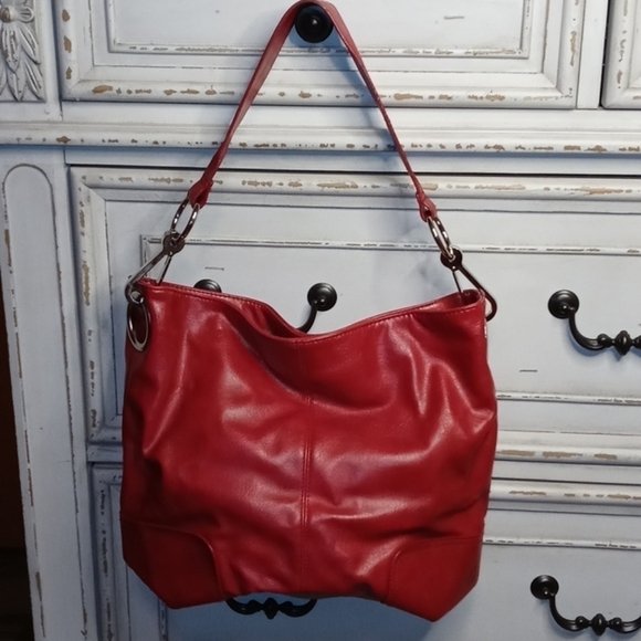 Bueno Handbags - NWOT Bueno Red vinal and nylon purse bag